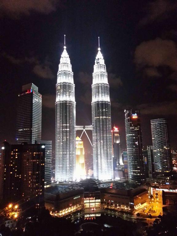 Soho Suites Klcc By 21 Century Travel Kuala Lumpur Extérieur photo